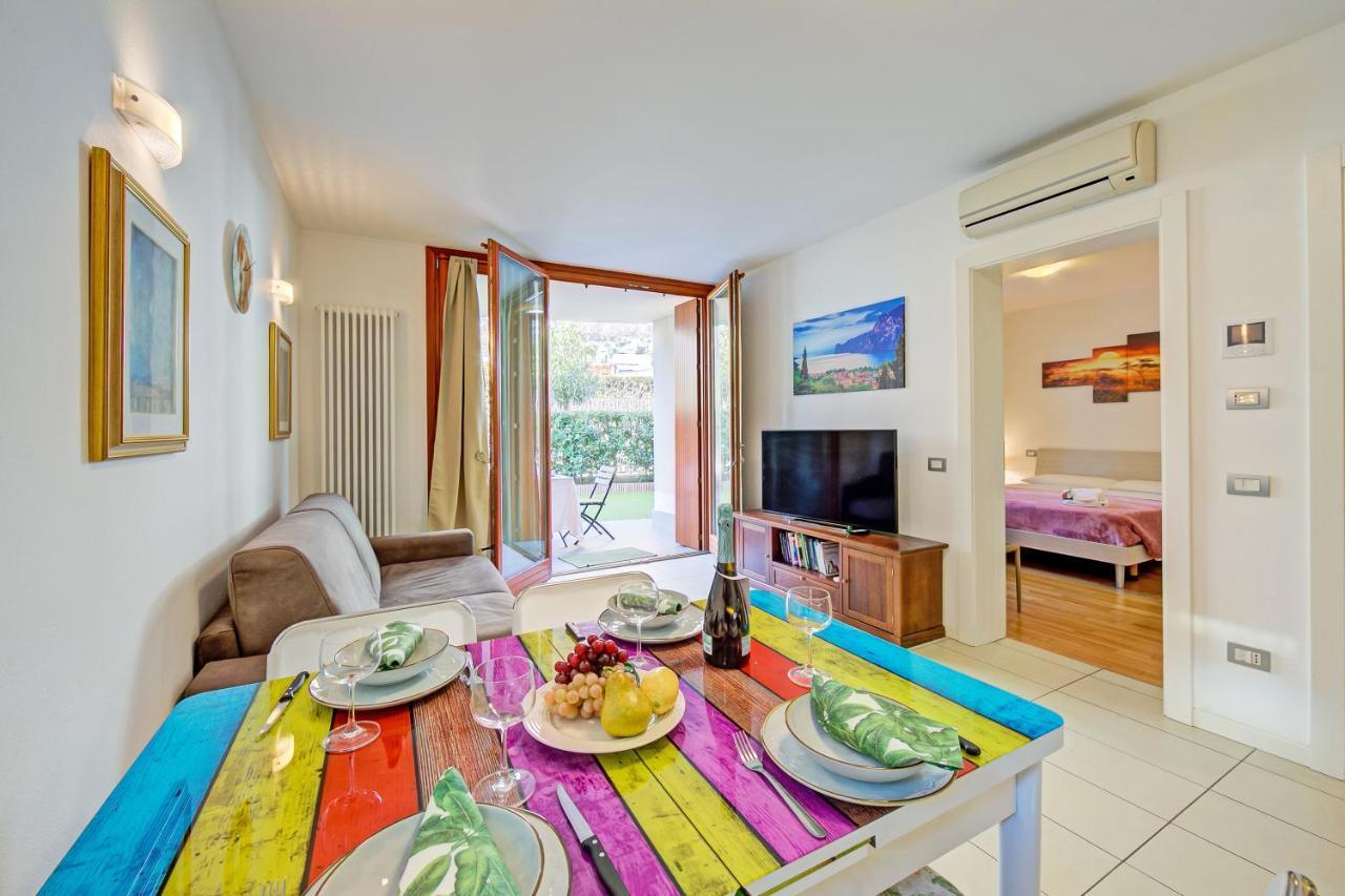 Sun And Wind - Holiday Apartment - Happy Rentals Arco Exterior foto